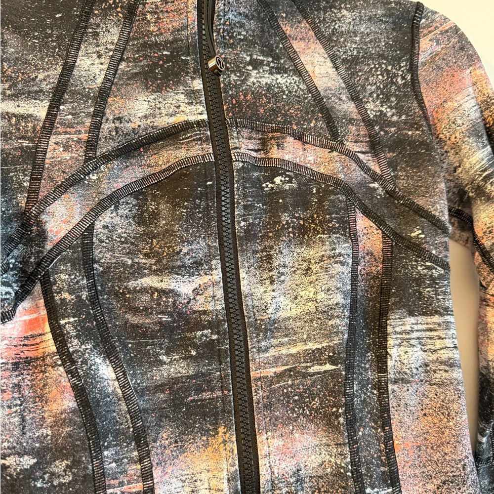 Lululemon Define Jacket - Picture 2 of 4